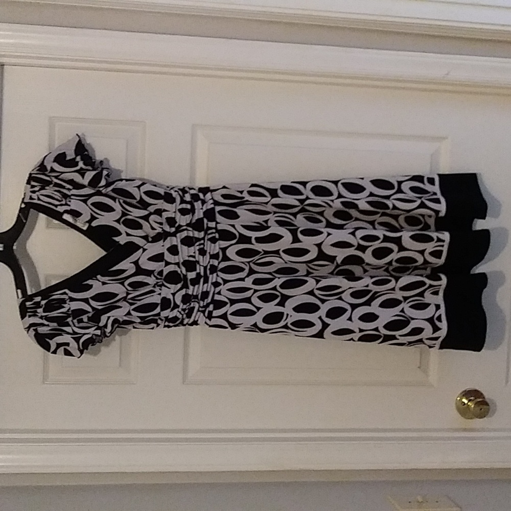 Studio 1, b/w dress.